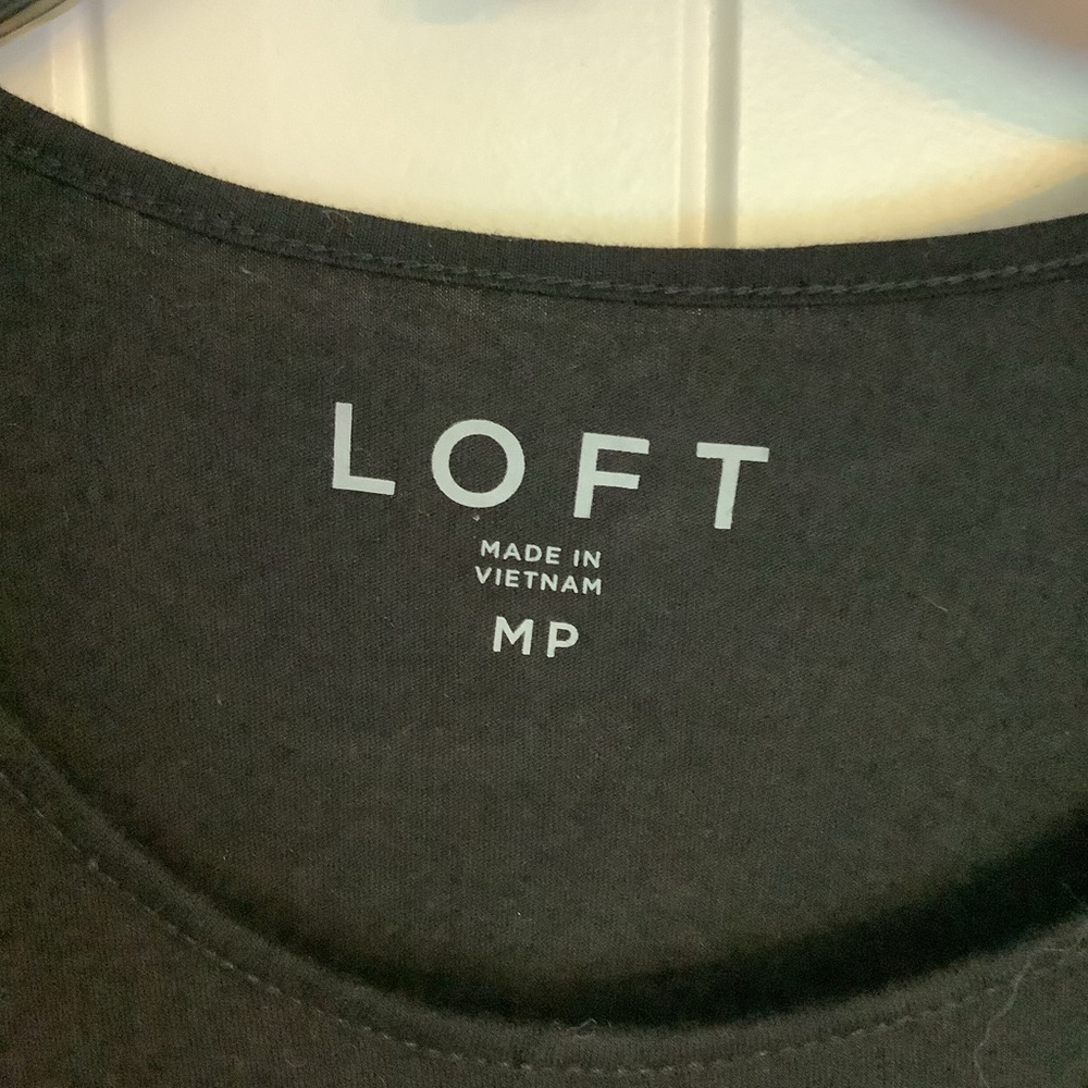 LOFT Black Blouse with White Accents - Picture 4 of 5